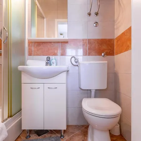 Pensionat Sweet Triple In Makarska