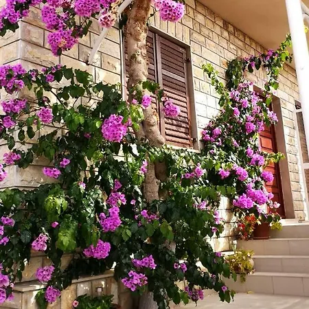 Pensionat Sweet Triple In Makarska