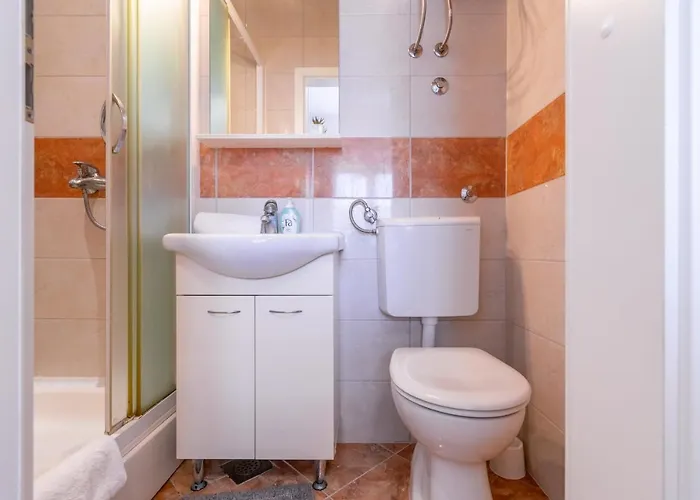 Pensionat Sweet Triple In Makarska